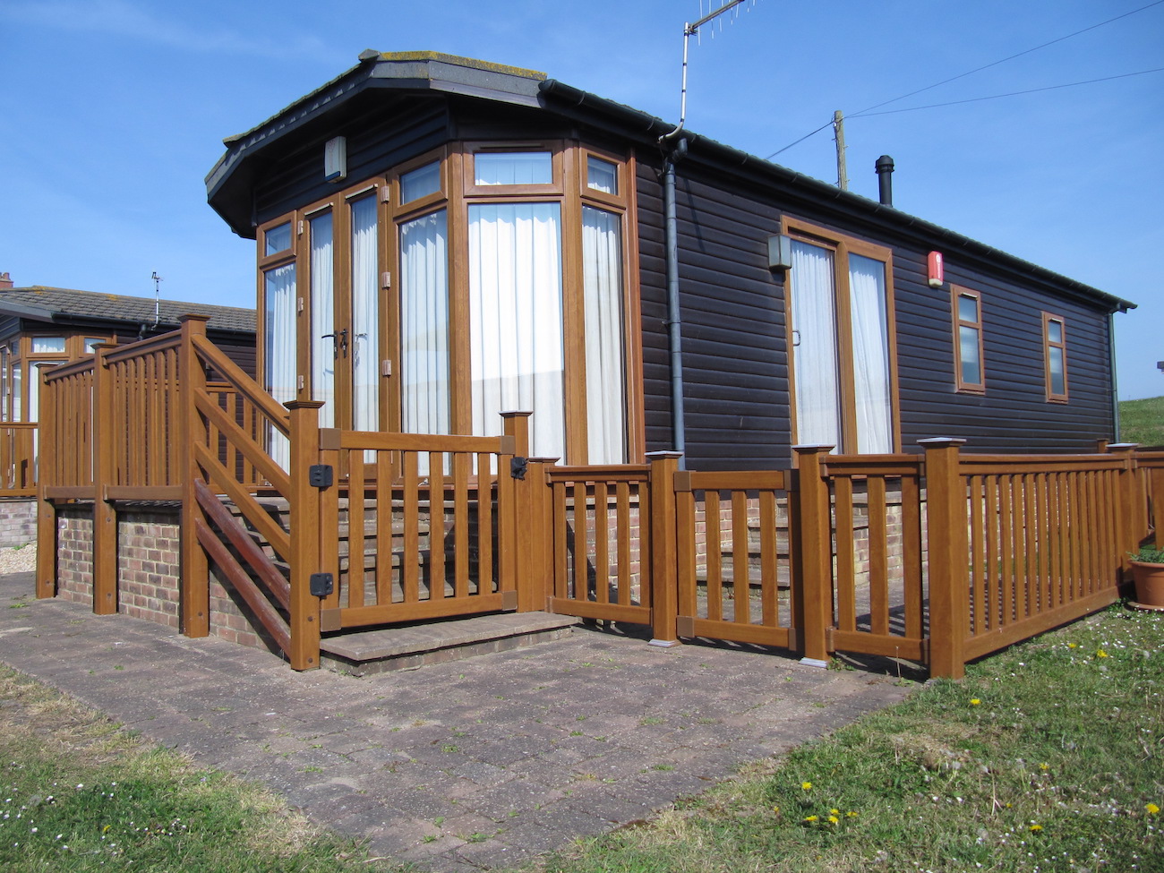2013 Pre-Owned Beach Hut for Sale